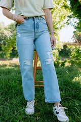 Ariat Women's Ultra High Rise Tomboy Relaxed Straight Leg Jean
