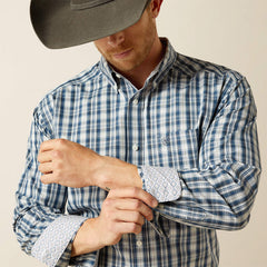 Ariat Men's Wrinkle Free Navy Dargan Classic Fit Shirt