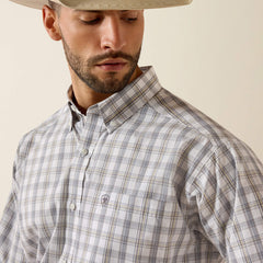 Ariat Men's White Plaid Pro Series Phoenix Classic Fit Shirt