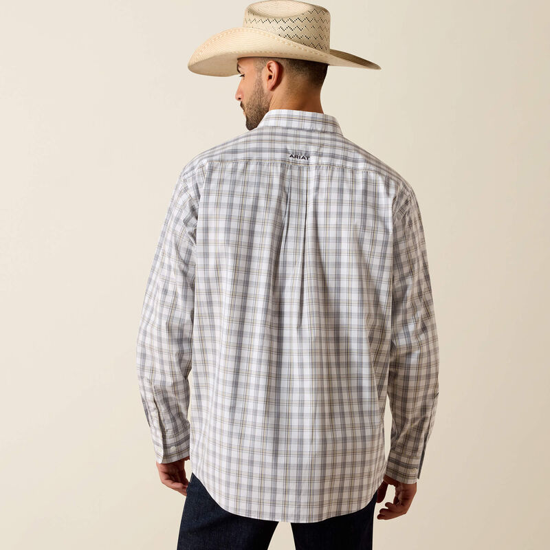 Ariat Men's White Plaid Pro Series Phoenix Classic Fit Shirt