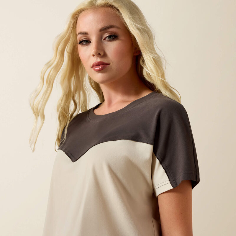 Ariat Summer sand Lucky Yoke Crop Tee