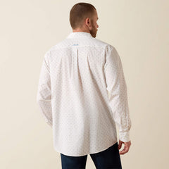 Ariat Men's White Medallion Print Wrinkle Free Cal Classic Fit Shirt
