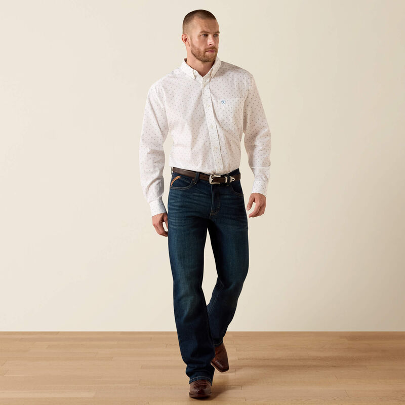 Ariat Men's White Medallion Print Wrinkle Free Cal Classic Fit Shirt