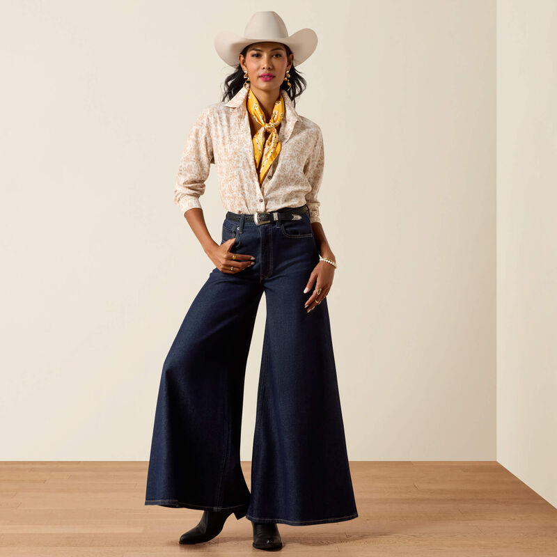 Ariat Women's Boots 'N' Roses Homestyle Shirt