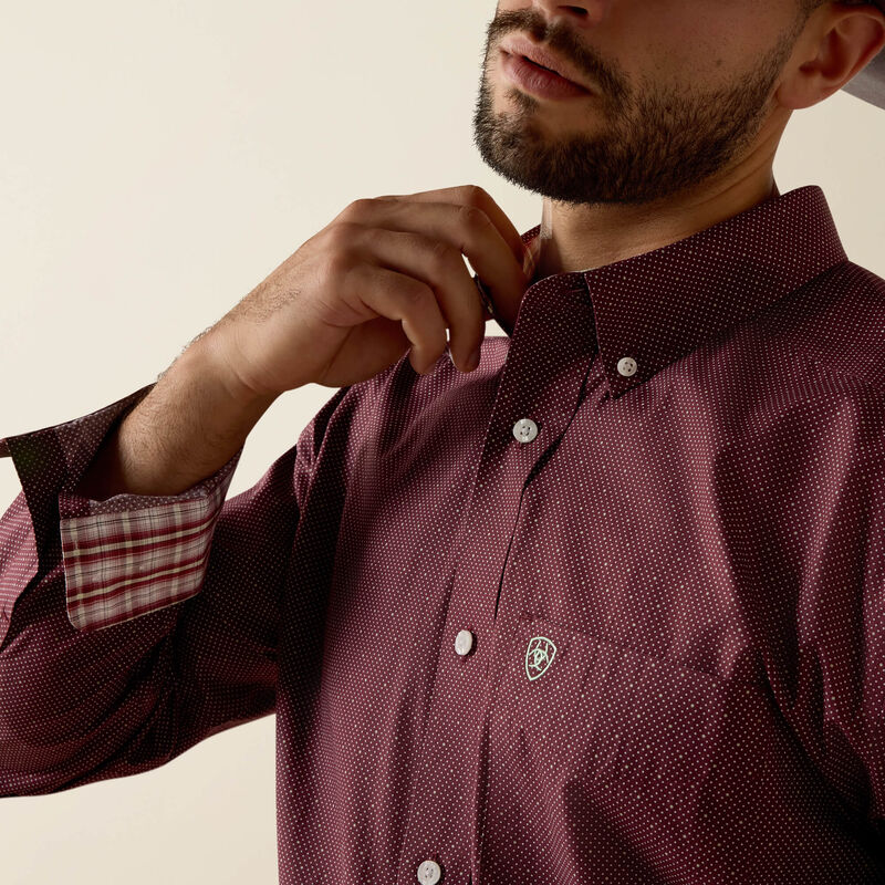 Ariat Men's Wrinkle Free Red Mahogany Wrenly Classic Fit Shirt