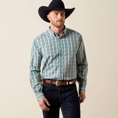 Ariat Men's Blue Turquoise Wrinkle Free Wolfe Classic Fit Shirt