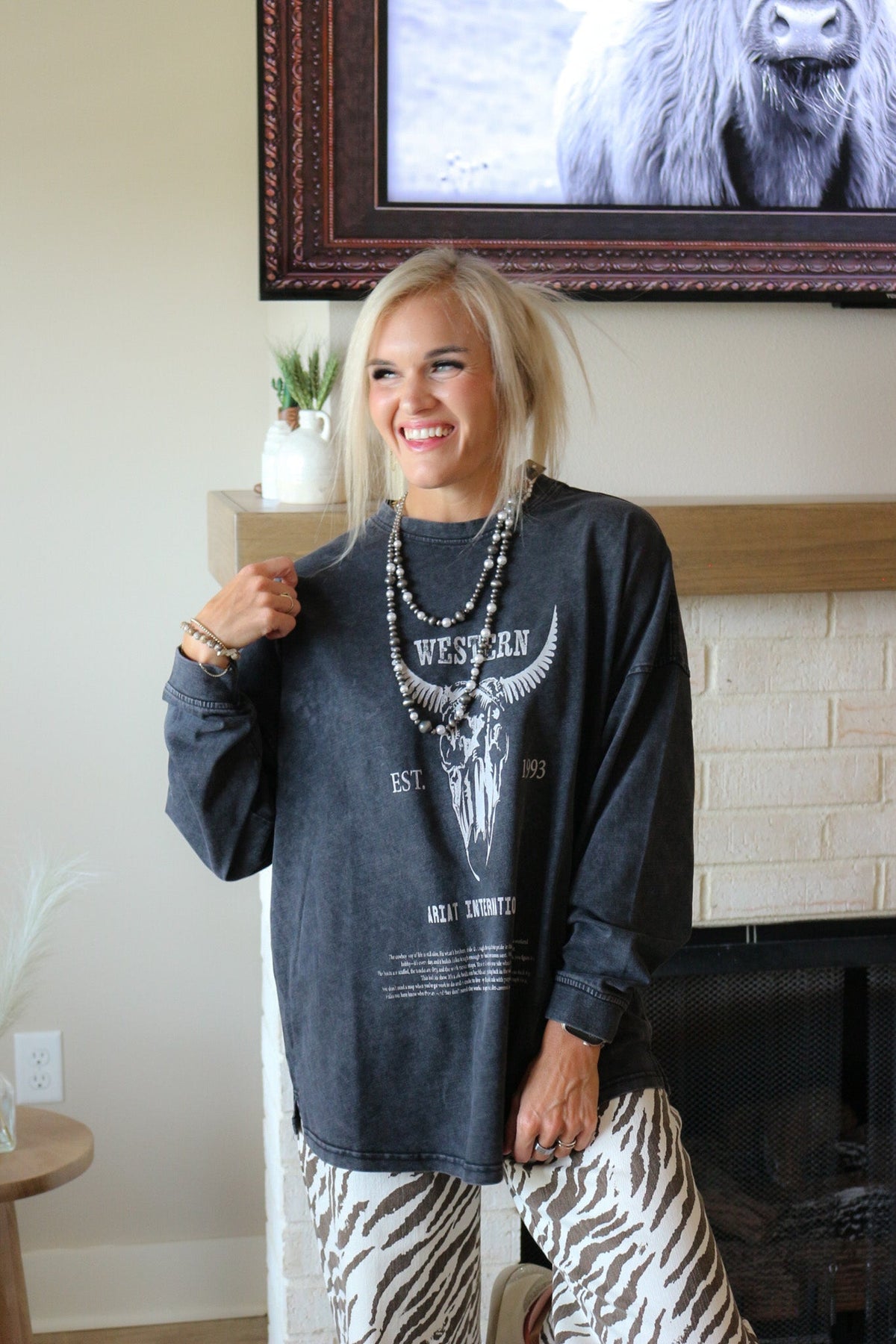 Ariat Women's Canvas Oversized Long Sleeve Tee | Black Acid Wash