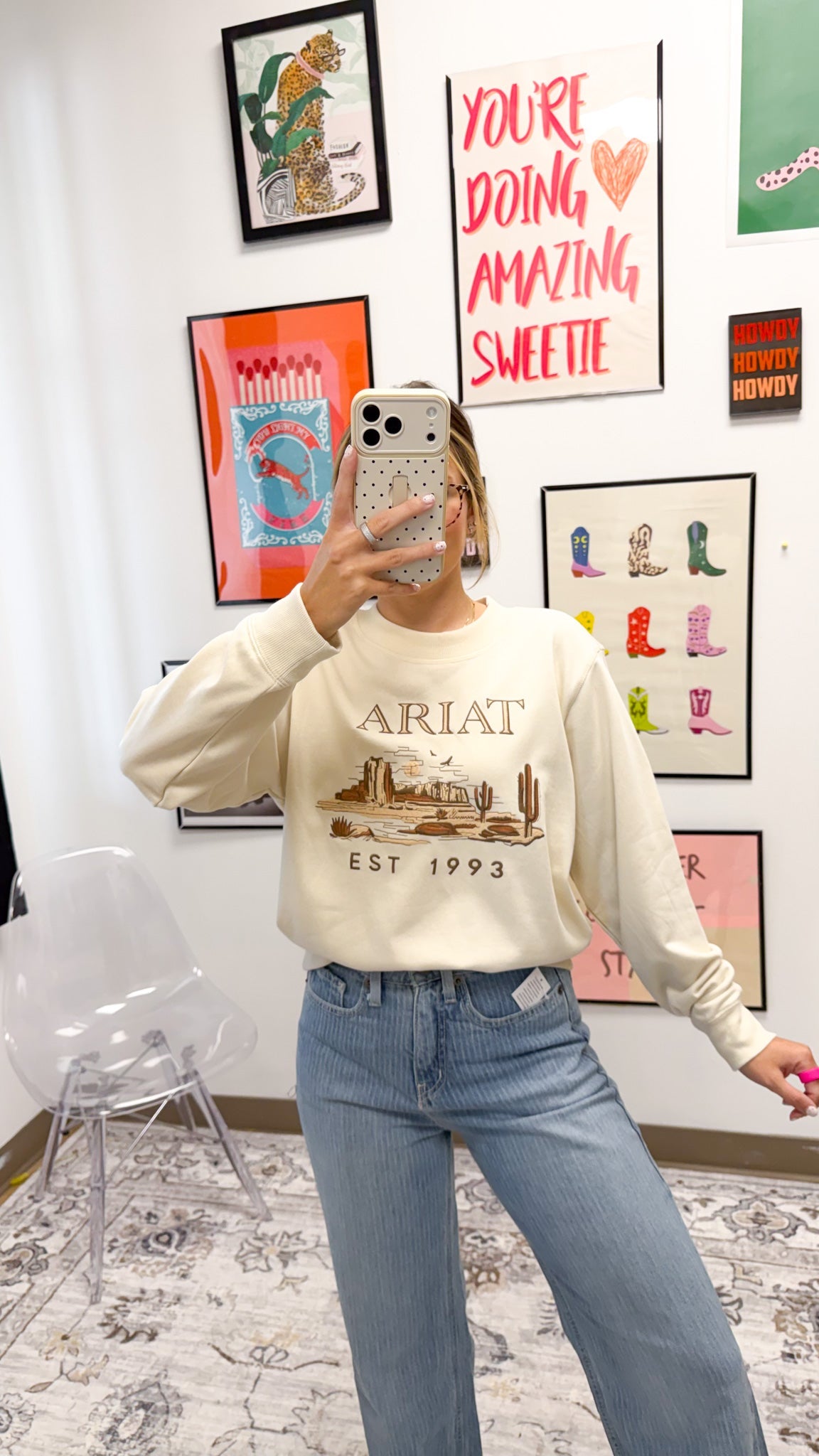 Ariat Women's Summer Sand Essential Crew Sweatshirt