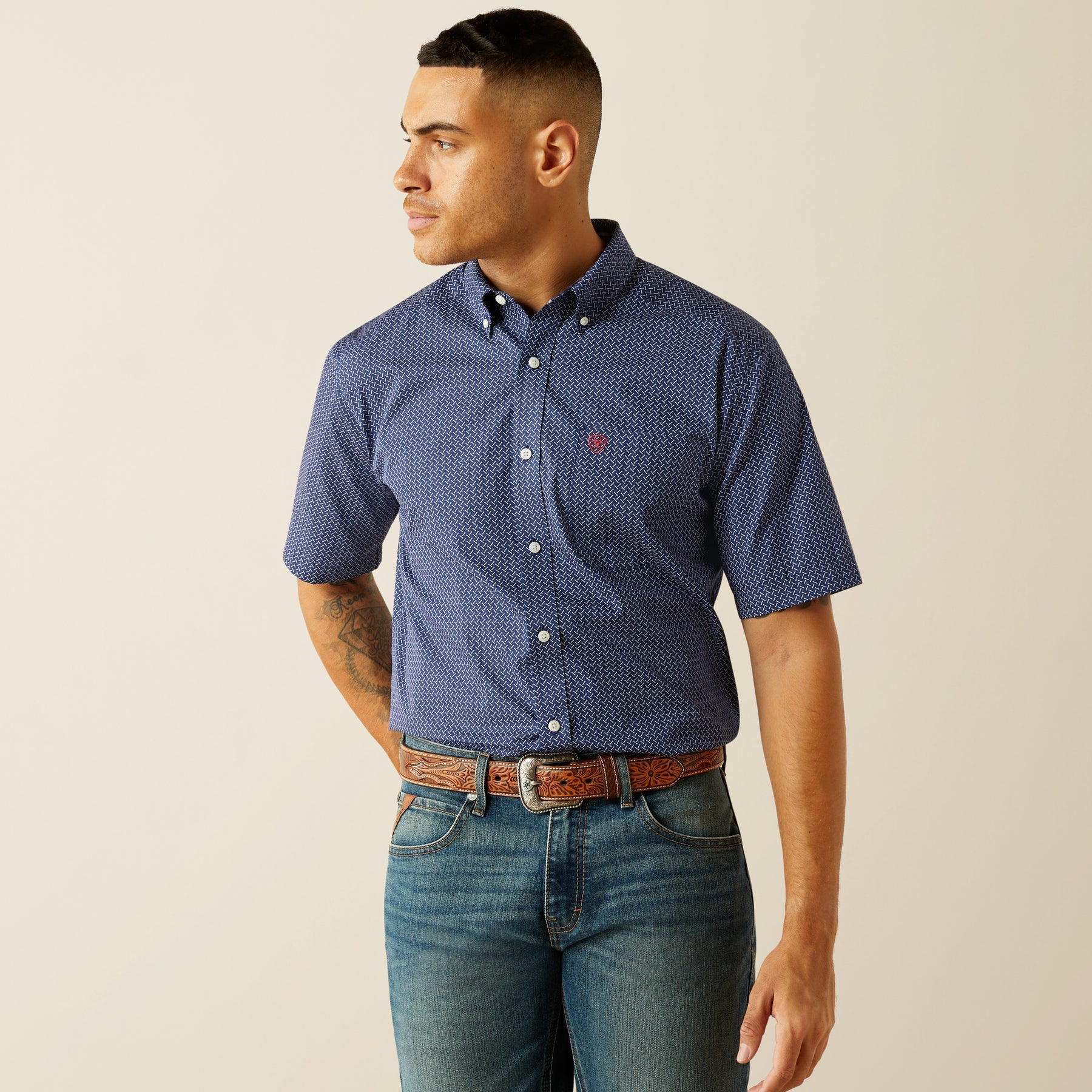 Ariat Men's Wrinkle Free Dark Blue Davis Classic Fit Shirt