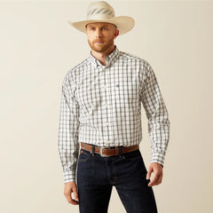 Ariat Men's Wrinkle Free Remi Classic Fit White Button Down Shirt