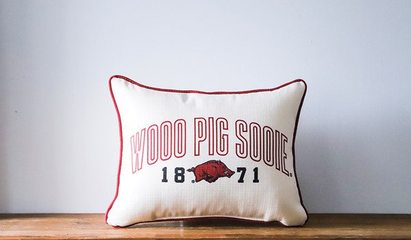 Arkansas Collegiate Clean Arch Piped Pillow